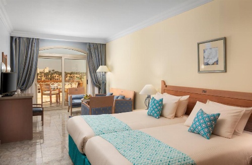 Royal Lagoons Resort & Aqua Park Families and Couples Only image 35