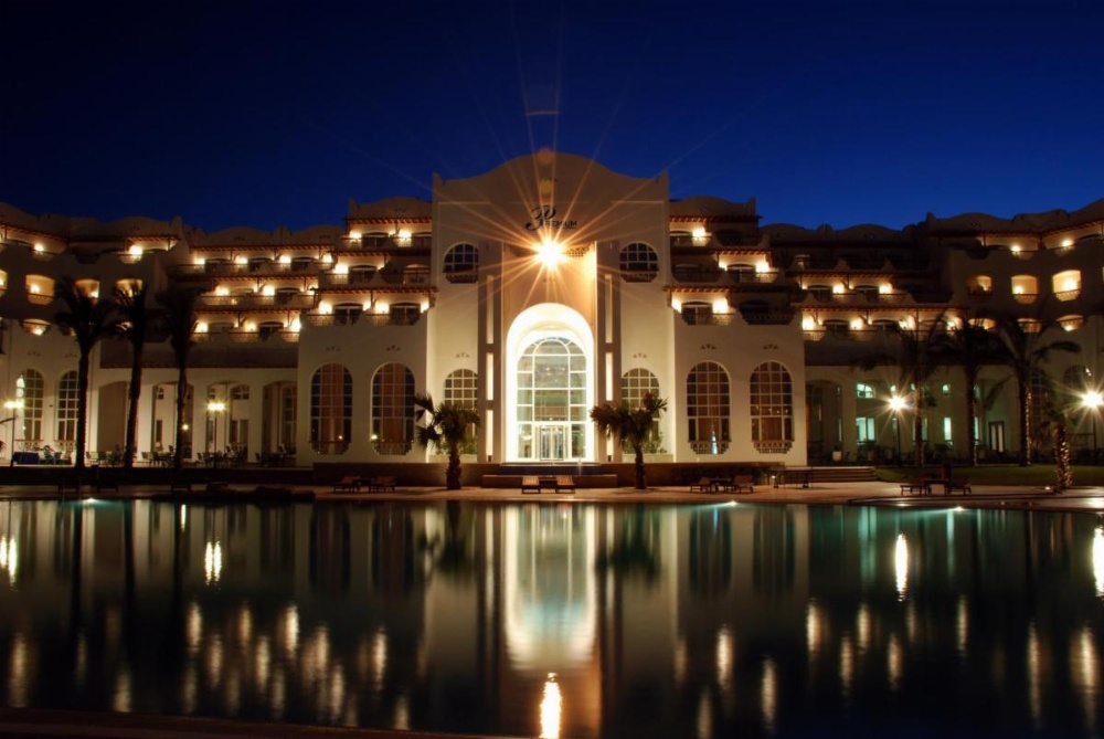 Royal Lagoons Resort & Aqua Park Families and Couples Only Image 42