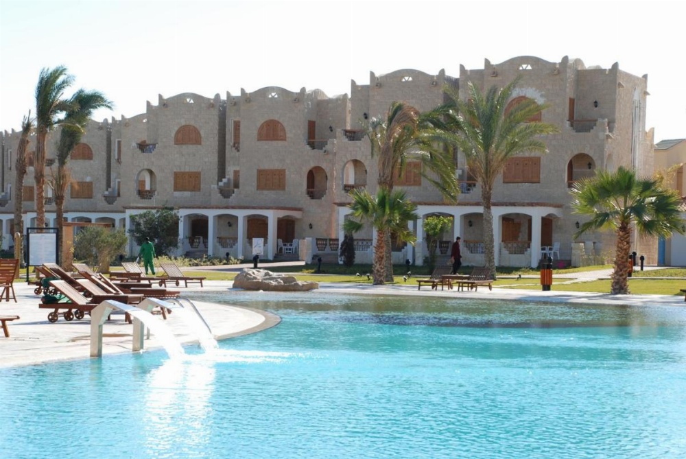 Royal Lagoons Resort & Aqua Park Families and Couples Only Image 46